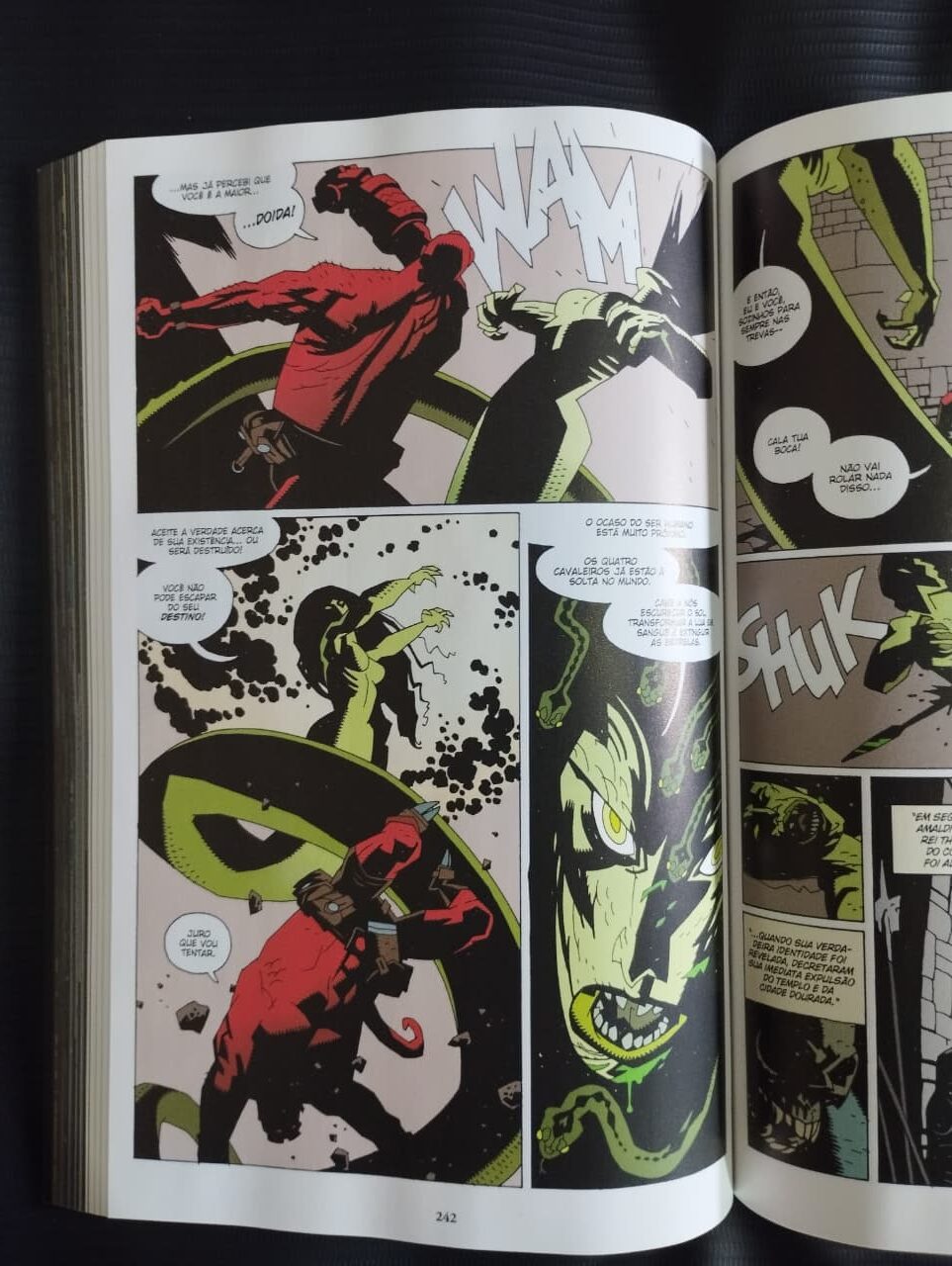 Hellboy Omnibus Vol. 1