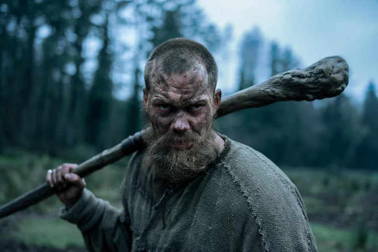 Hugh Jackman lidera elenco de peso em A Morte de Robin Hood, nova releitura sombria do clássico A Morte de Robin Hood