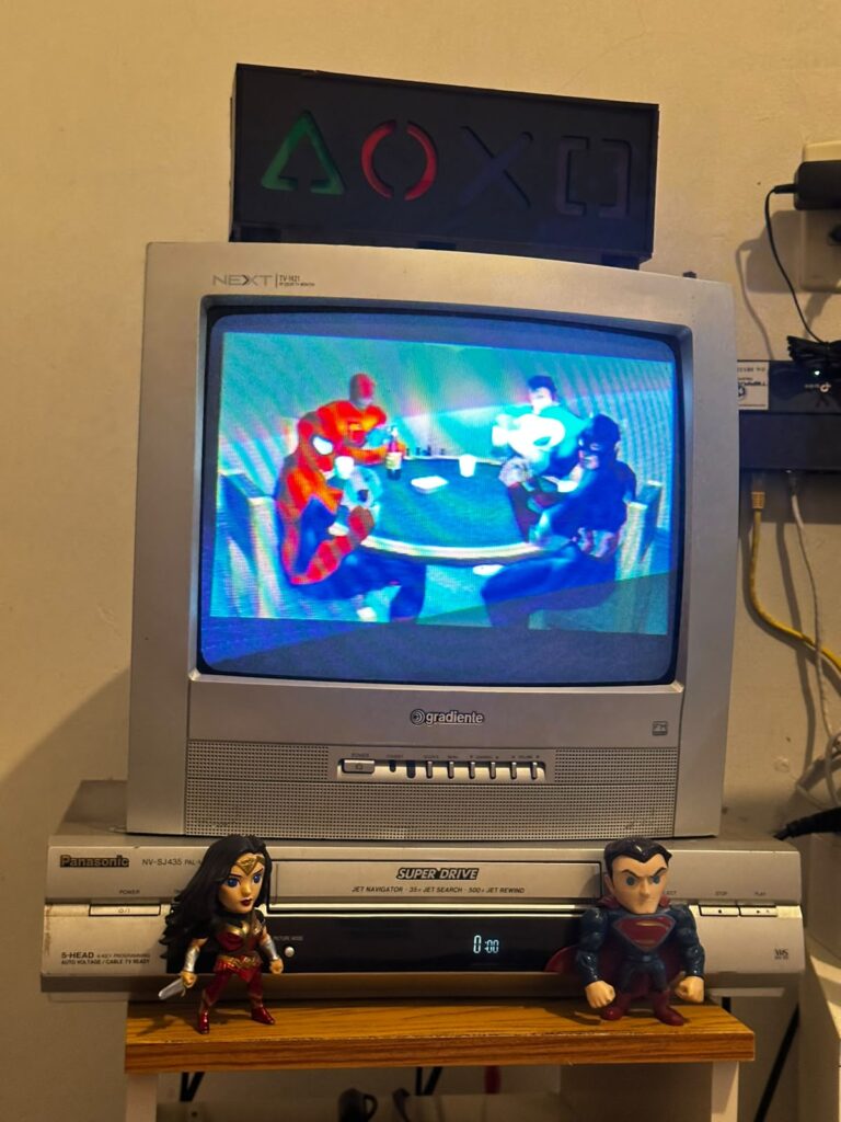 REVIEW RETRÔ | Revisitei Spiderman de PS1 em 2026! Spiderman