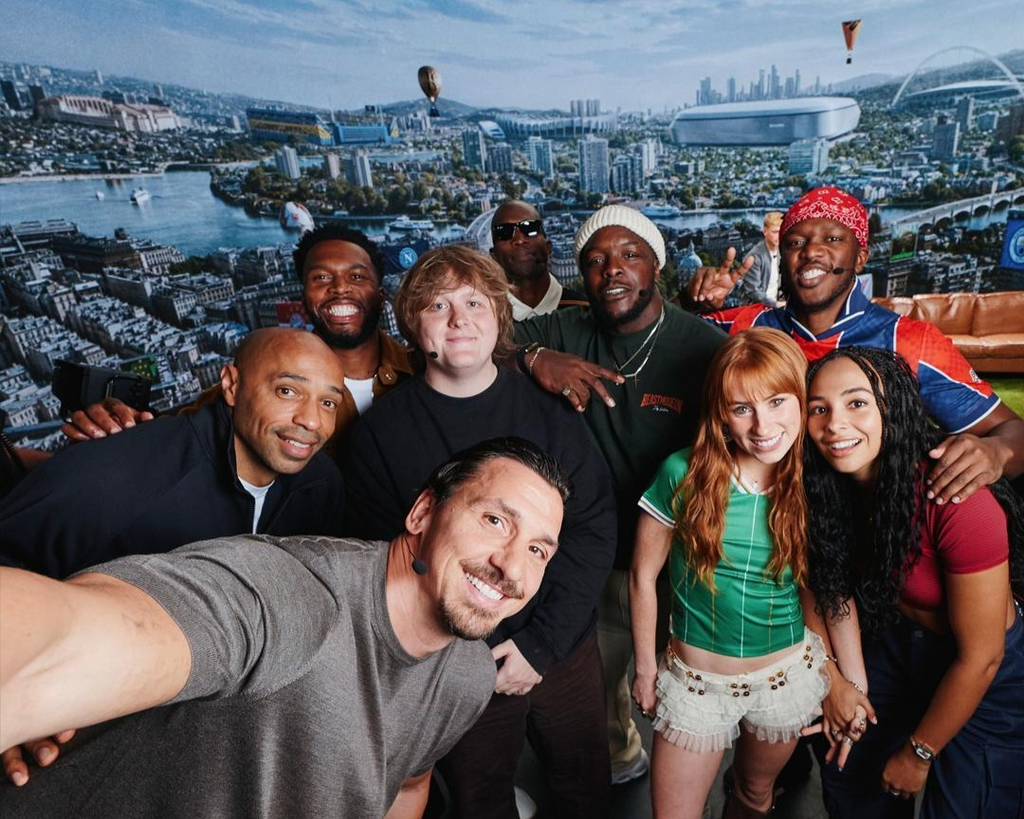 EA SPORTS FC reúne Zlatan, Thierry Henry, KSI e astros globais no evento de estreia do FC 27 em Nova Iorque SPORTS FC