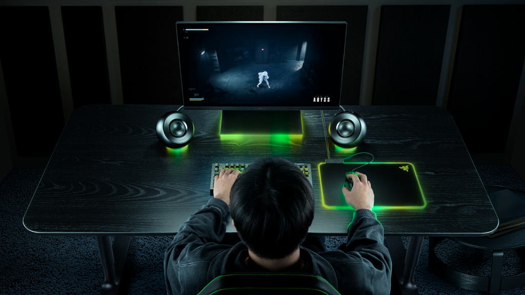 Razer Mako X leva End of Abyss para além das telas Razer Mako X leva End of Abyss para além das telas
